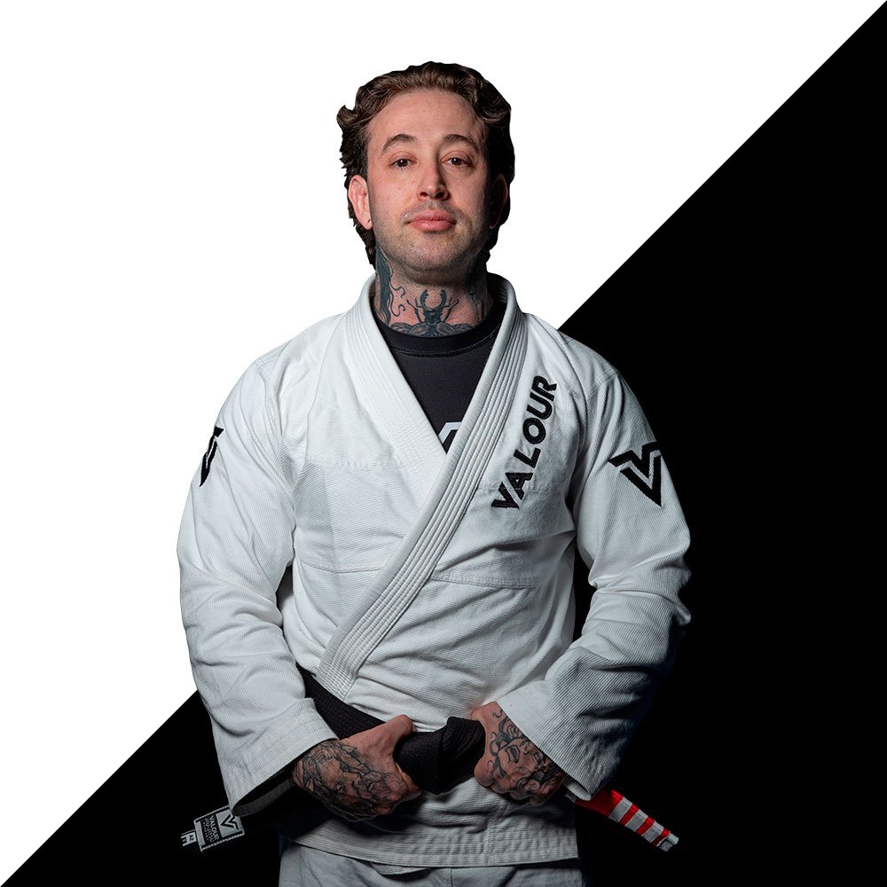 Instructor Maycon leading a class at Valour Jiu-Jitsu